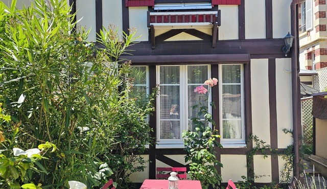 Maison Dans L'éventail de Cabourg ,50 m AV de la mer ,400m Plage. Idéal Famille