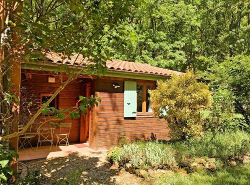 Maison dans parc arboré