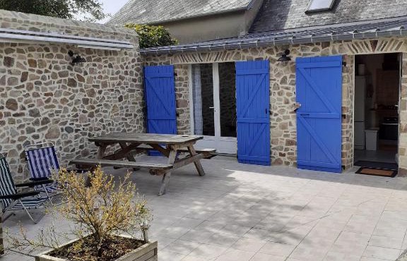 Maison de 2 chambres avec jardin clos et wifi a Creances a 3 km de la plage