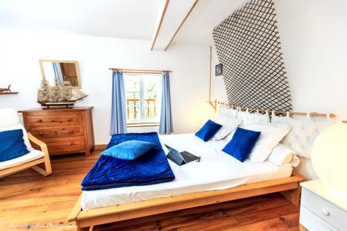 Maison de 2 chambres avec piscine partagee spa et jardin amenage a Saint Front de Pradoux