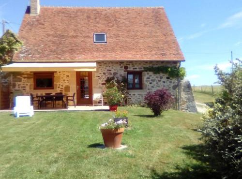 Maison de campagne avec étang, animaux acceptés, jardin privé - FR-1-489-293