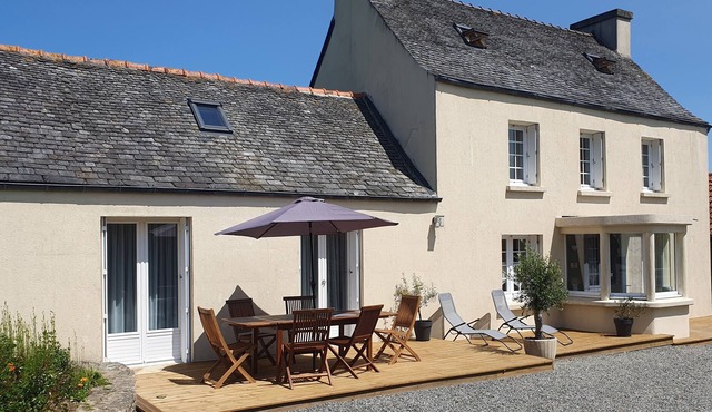 Maison de Campagne, Au Café des Marguerites