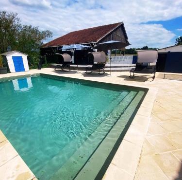 Maison de campagne Piscine, jacuzzi 2P Monflanquin