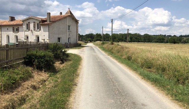 Maison de Campagne Calme, 600 Mètres Rivières