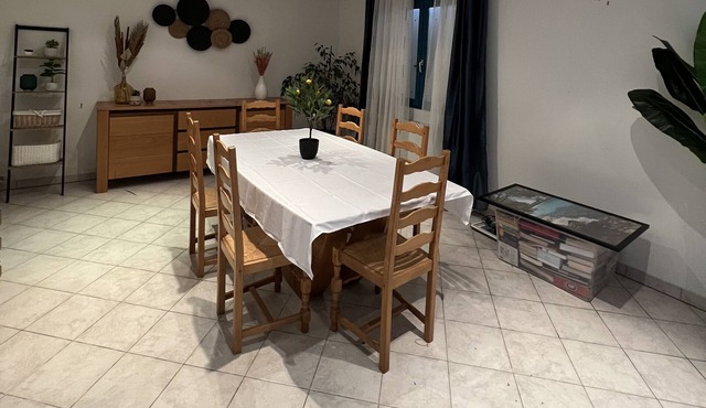 Maison de Campagne Avec Parc et Piscine Privée