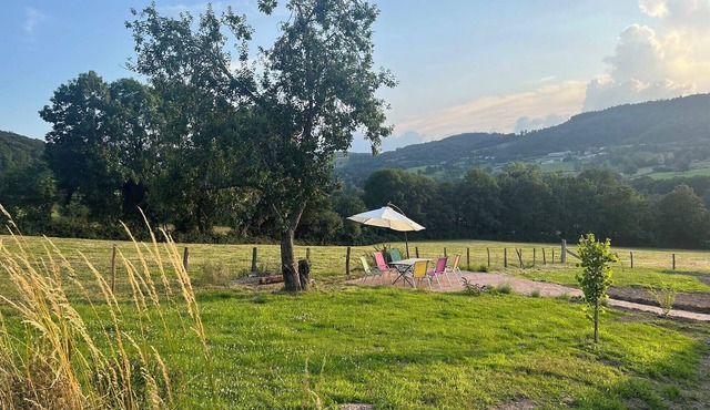 Maison de Campagne 1-6 Pers., vue Imprenable, Le Peyroux, Teilhet