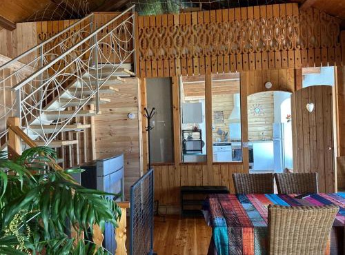 Maison de campagne atypique à Tence