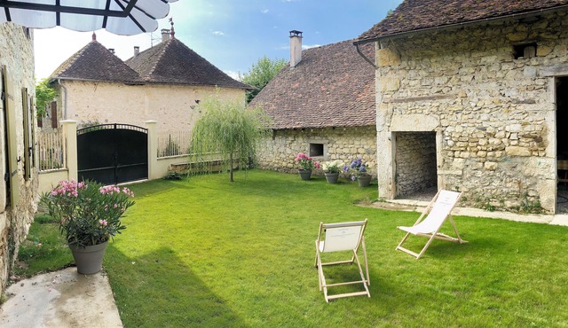 Maison de Campagne au Cœur du Bugey , Proche de la Via Rhona