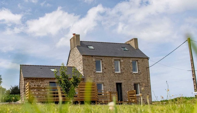 Maison de Campagne au Calme à 3km de la Plage des Amiets et du Port de Mogueriec