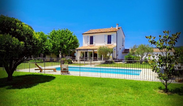 Maison de Campagne au Calme - Manosque