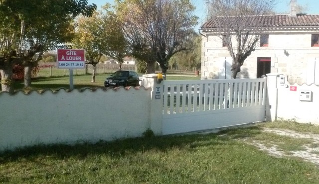 Maison de Campagne Avec Grand Jardin et Terrasse Parking Prive Ferme