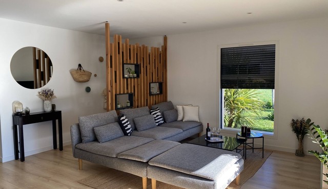 Maison de Campagne Avec Jacuzzi sur Terrasse - Dans Village Étape !