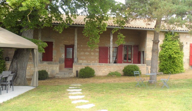 Maison de Campagne Avec Piscine, Barbecue, Idéal Entre Amis ou Famille!