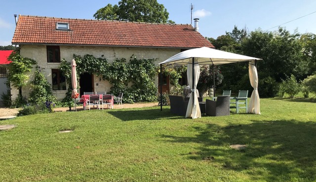 Maison DE Campagne Avec Piscine Proche Fontevraud ET Center Parc