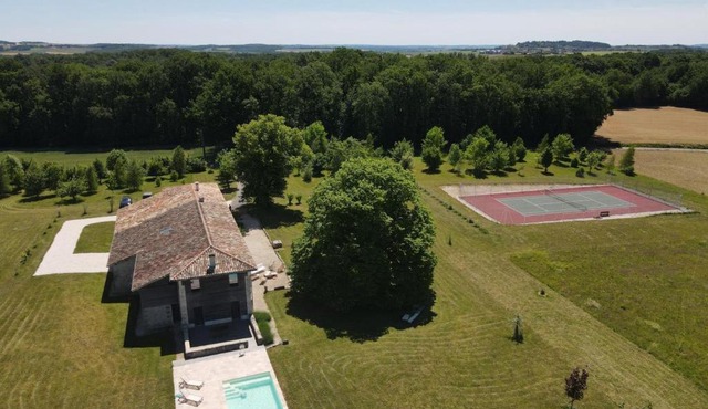 Maison de campagne avec piscine, tennis privé et WIFI - FR-1-653-10