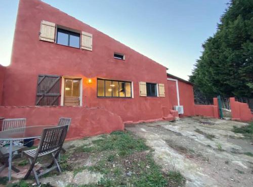 Maison de campagne dans un domaine viticole