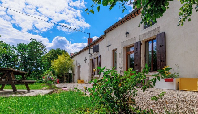 Maison de Campagne en Pierre - A L'orée du Bois