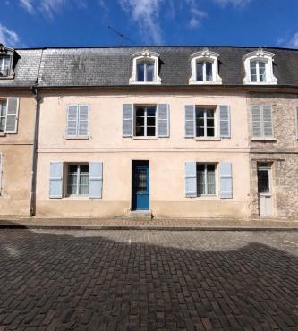 Maison de campagne en plein centre de Senlis