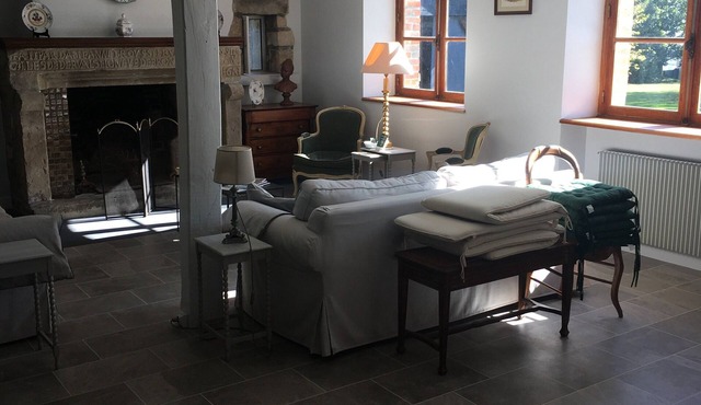 Maison de Campagne Entièrement Rénovée, Cheminées, Parc Paysager,41 km de la Mer