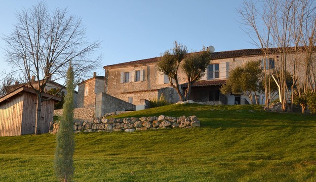 Maison de Campagne Familiale Dans le Nord du Gers