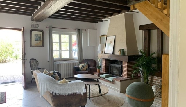 Maison de Campagne Confortable en Sologne, vue sur L'étang