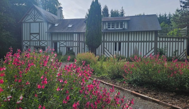 Maison de Campagne Normande Avec Piscine à Moins de 10mn du Centre de Deauville!