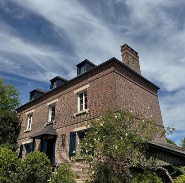 Maison de campagne Normande en briques rouges