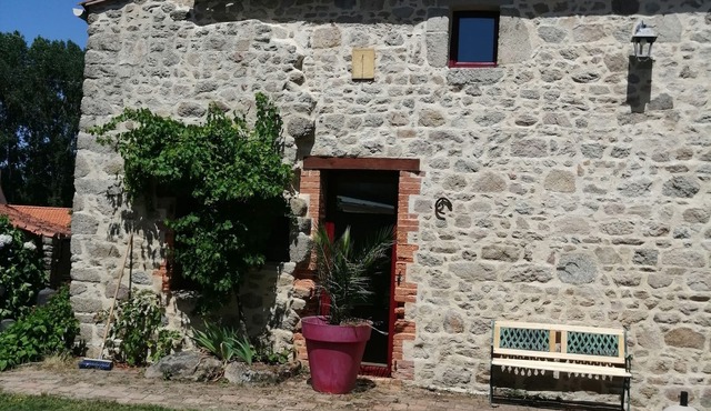 Maison de Caractère en Pierre du XVI ème Siècle