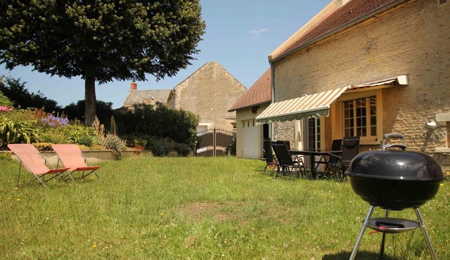 Maison de caractère Caprice Normand, jardin clos, 7min à pied des plages
