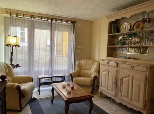 Maison de charme à Arfeuilles pour randonnées - FR-1-489-52