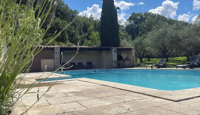 Maison de Charme à Séguret Avec Piscine Privée