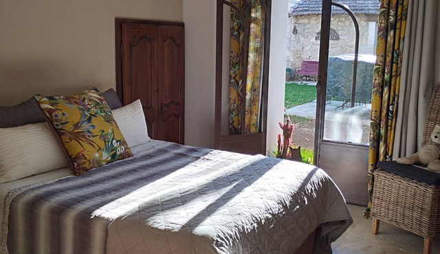 Maison de charme au calme, 15mn de Nimes et de son passé historique.