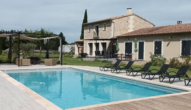 Maison de Charme Avec Piscine à Eygalières