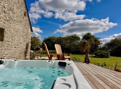 Maison de Charme avec Spa Privatif & Jardin en Pleine Nature - Plages à moins de 20min
