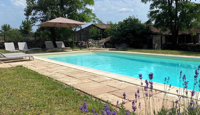 Maison de Charme Avec Piscine Privée