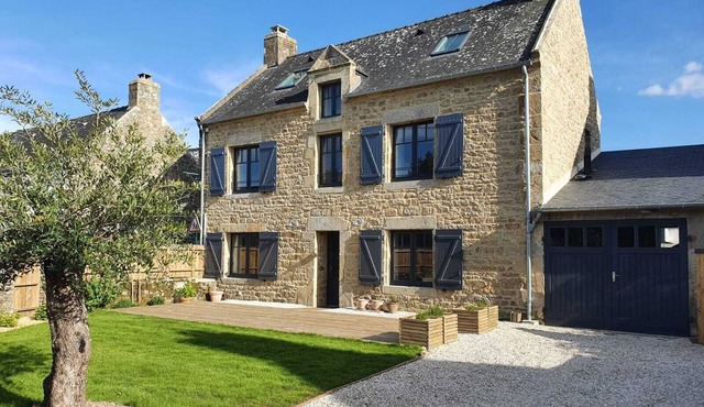 Maison de Charme Dans le Vieux Bourg de Plouharnel