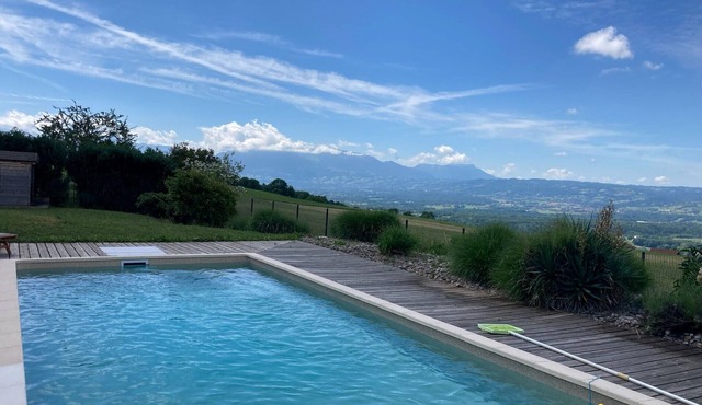 Maison de Charme à la Campagne à 15 Minutes de Genève
