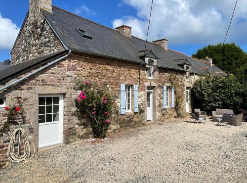 Maison de charme, jardin, 5km plage, Cap Fréhel, GR 34, jardin, wifi