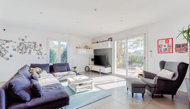 Maison de charme, Piscine, 10min centre