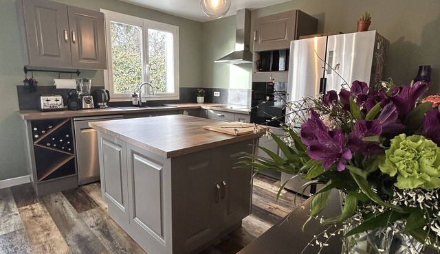 Maison de Charme Refaite à Neuf Dans une Résidence Sécurisée. Idéale Proche JO