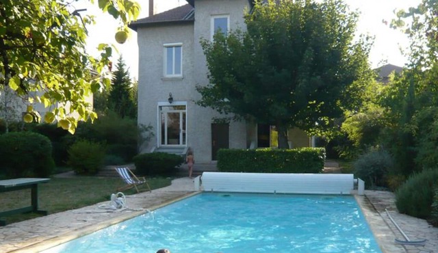Maison de Famille Avec Piscine à Louer en Août