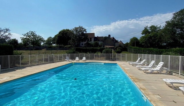 Maison de Famille 12 Personnes à la Campagne . Proximité de Grand Sites