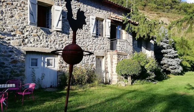 Maison de Famille Dans Parc de Verdure