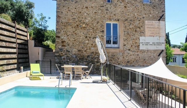 Maison de Farine's La Cave has modern amenities, large terraces, and a pool