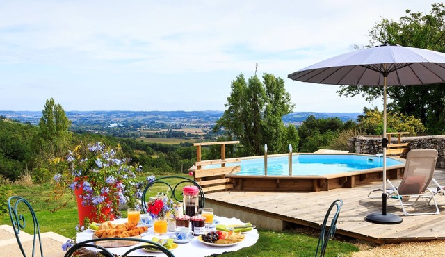 Maison de la Combe - Two Bedroom Villa, Sleeps 5