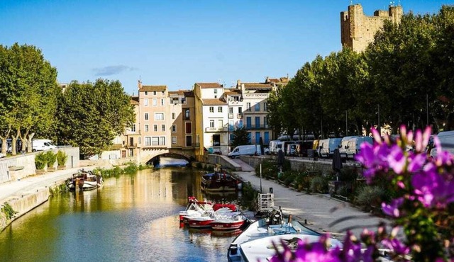 Maison de Village Avec Terrasse Tropézienne