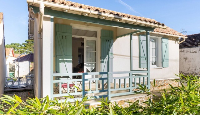 Maison de bourg à deux pas de la mer