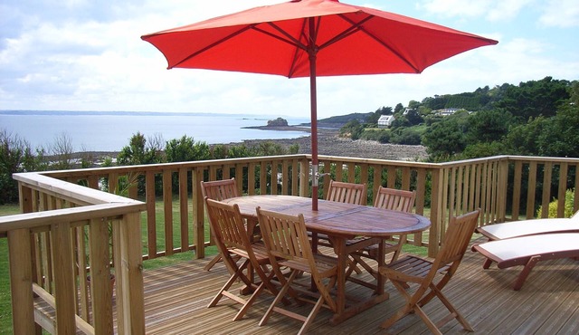 Maison de la Plage direct access to the sandy beach Sea view