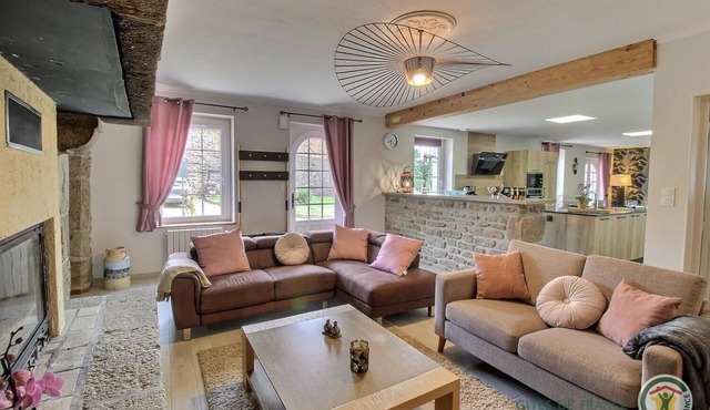 Maison de la Ville-j