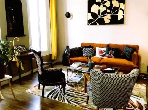 Maison de Maître avec grande terrasse au Centre-Ville